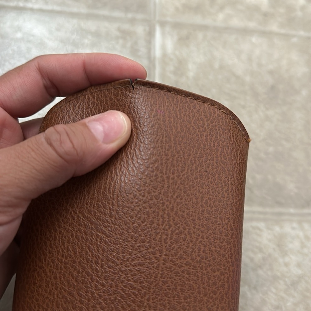 Ray-Ban Sunglasses Case - Picture 4 of 6